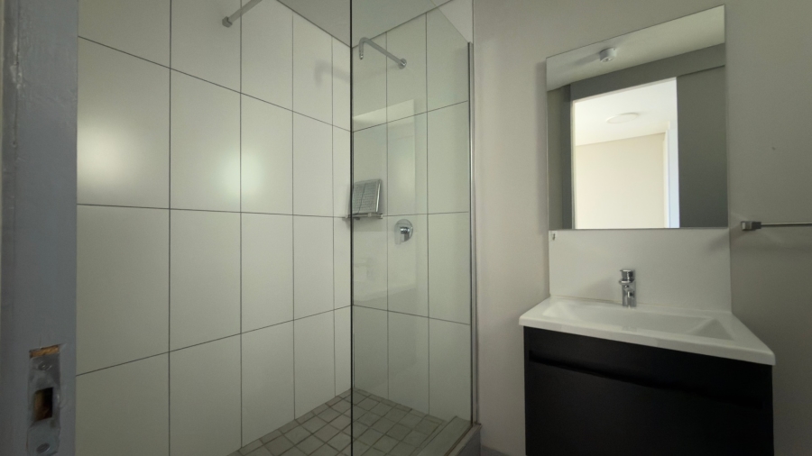 To Let 1 Bedroom Property for Rent in Somerset West Western Cape